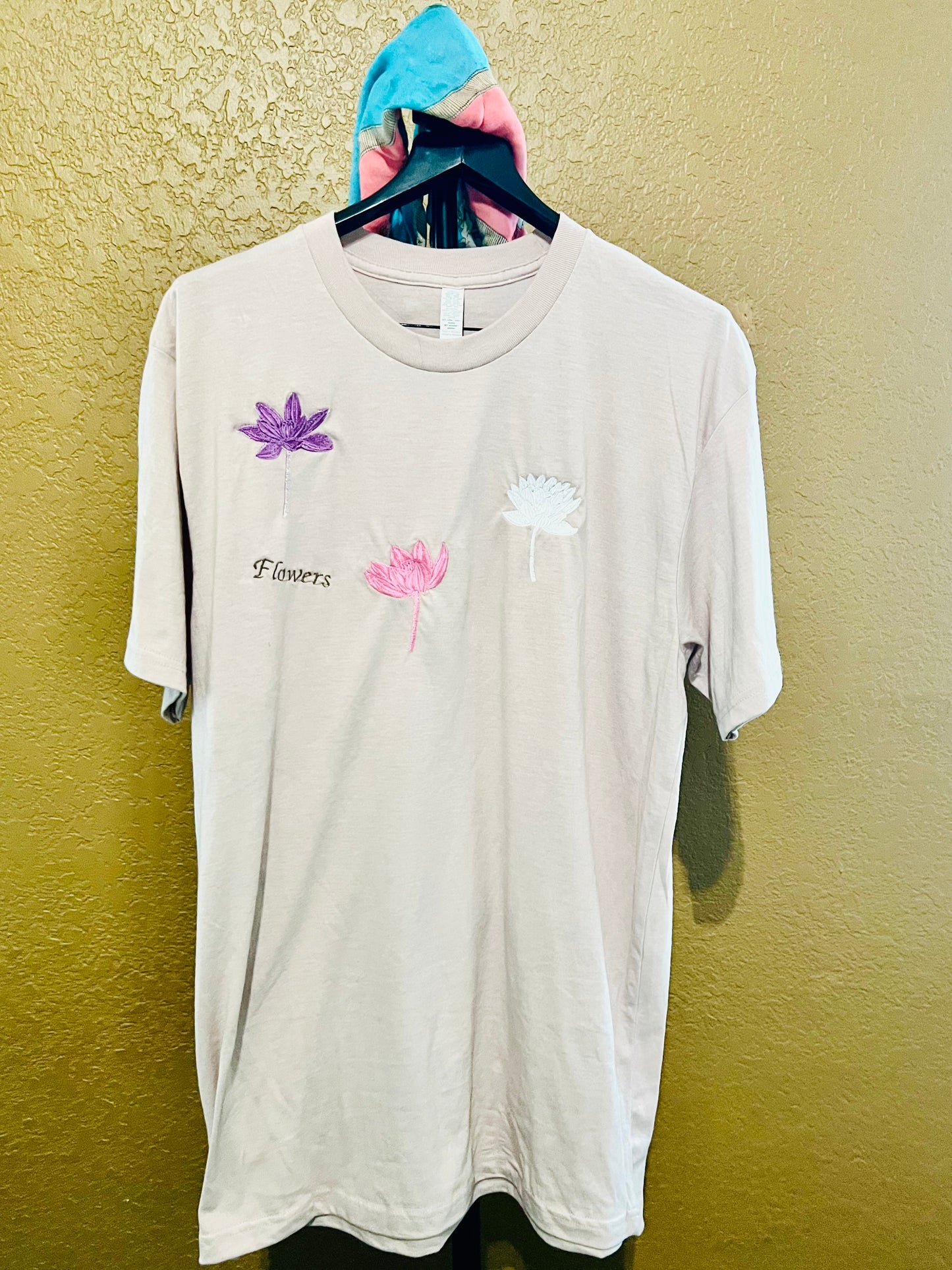 Women's Embroidery Large T-Shirt